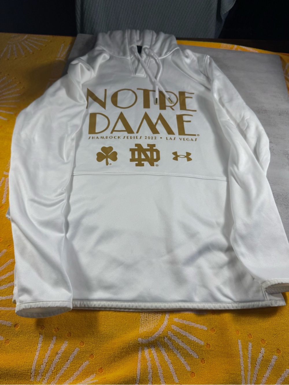 Under Armour NOTRE DAME Football 2022 Shamrock Series Men’s Hoodie Size Small